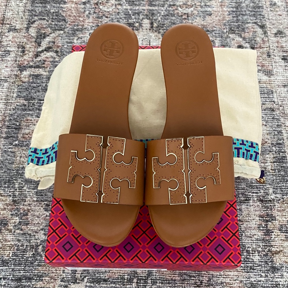 Tory Burch 80 mm Ines Wedge Slide